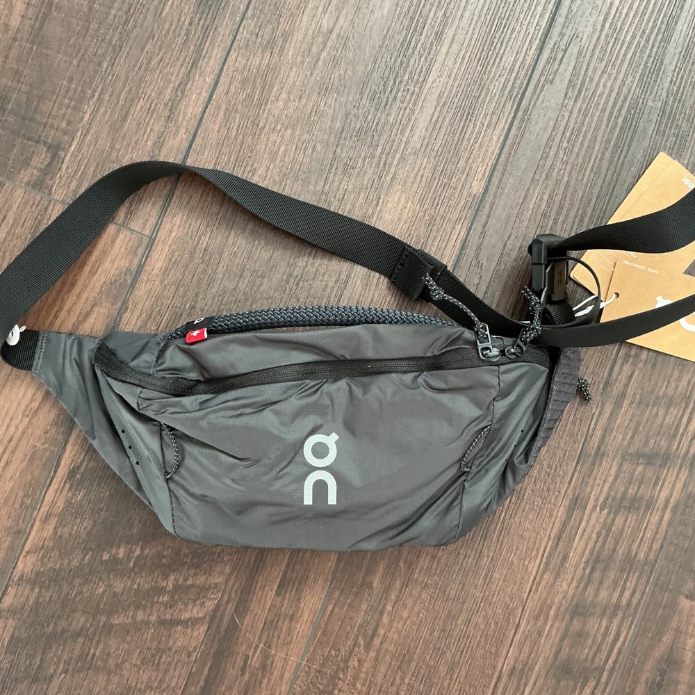On Running Waist Pack 2L Lite Magnet Grey Adjustable Fanny Pack One Size